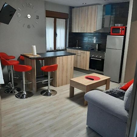 Piso Con Terraza En Felechosa Lejlighed Eksteriør billede